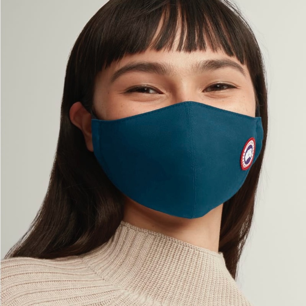 Canada Goose Disc Face Mask